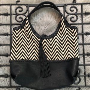 NWOT Big Buddha Black Leather/Woven Chevro…